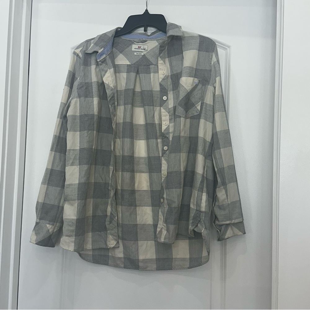 Vineyard Vines plaid button-down top in gray and cream